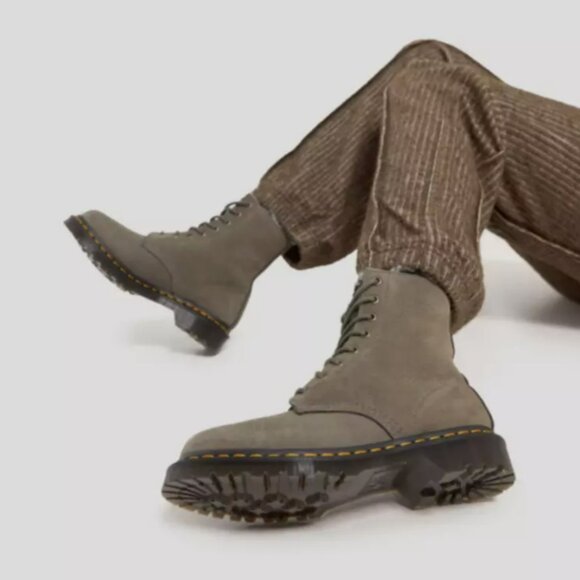 DR. MARTENS 1460 PASCAL MILLED NUBUCK LEATHER BOOTS MSRP$190 COMFY & TIMELESS main image 7